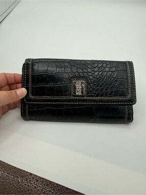 9&Co Crocodile Embossed Wallet Snap Front Back Zipper